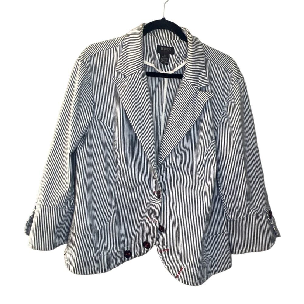 METROSTYLE Blue and White stripes Seersucker Women's Plus Blazer Jacket  20